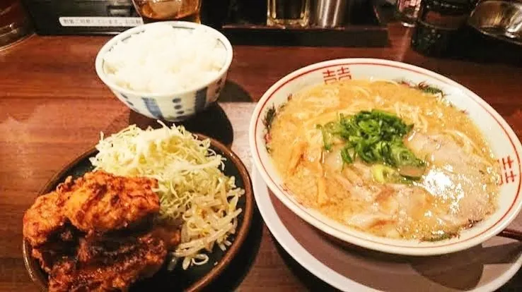 阿倍野でラーメン食べるなら神来(阿倍野店)!